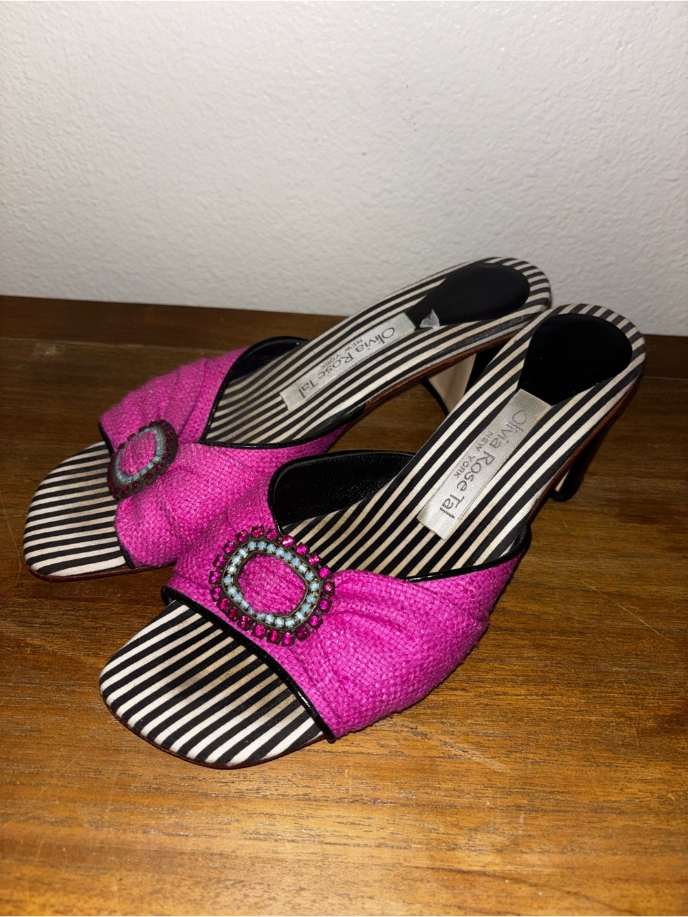 Olivia Rose pink slides - Picture 4 of 4